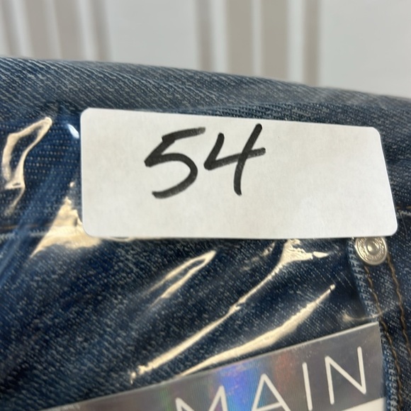 9 th and Main/ NWT/Wide leg/Embellished Women's Jeans/ stretch for comfort/ 16 - Picture 16 of 16